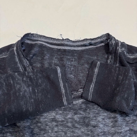 We The Free Oversized Burnout High Low Tunic Long Sleeve Thin Sweater XSMALL - Picture 6 of 9